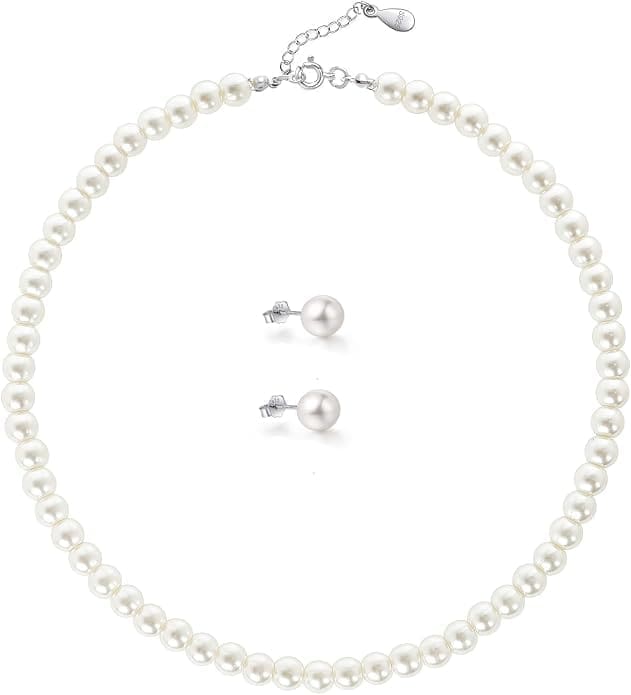 pearl strand necklace and stud earrings 